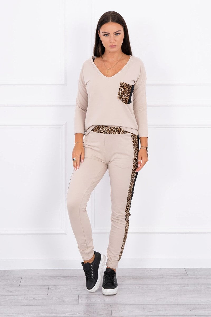 Set s béžovým motivem pantera