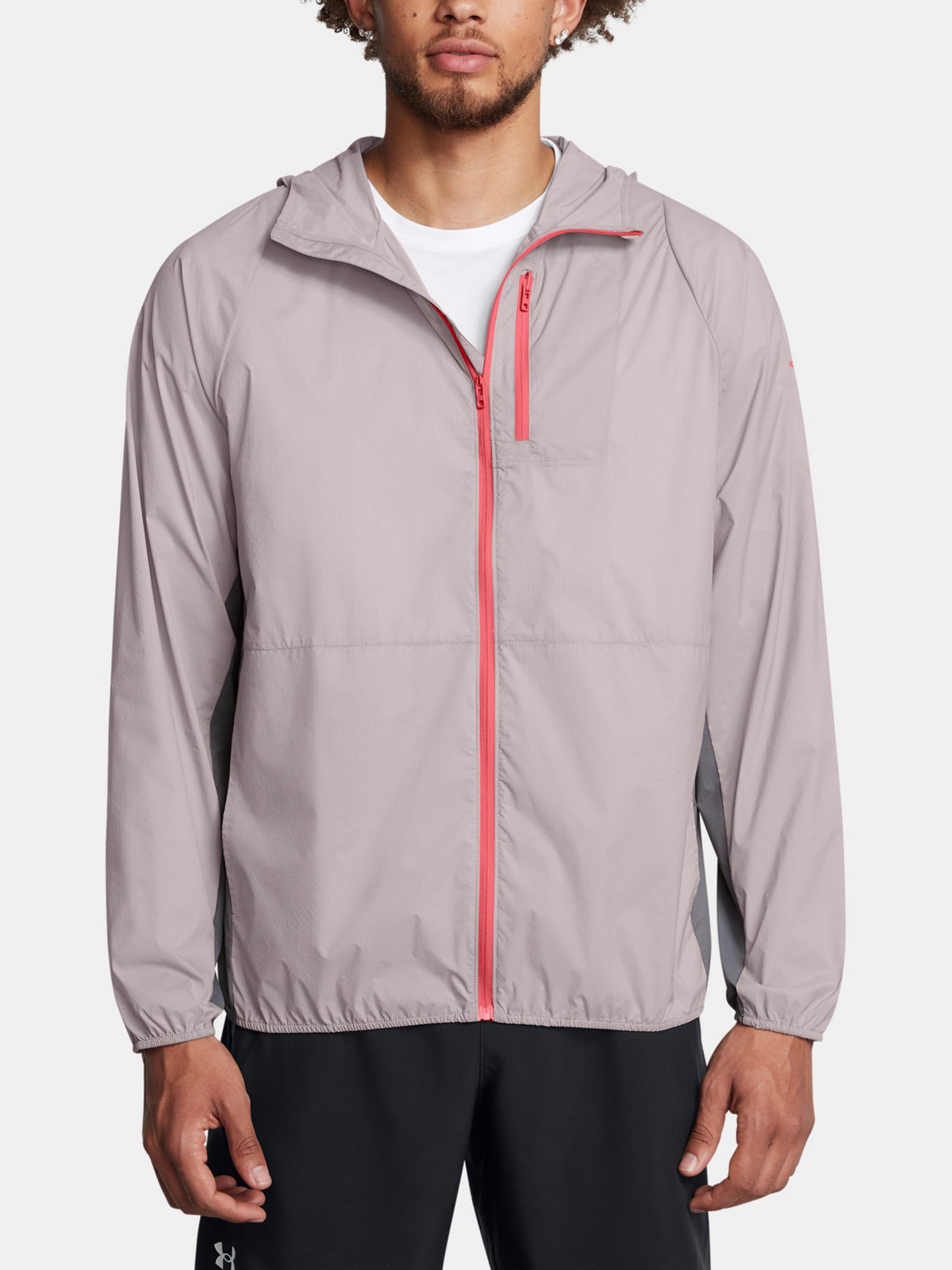 Pánská bunda Under Armour LAUNCH LIGHTWEIGHT JKT-GRY - Pánské