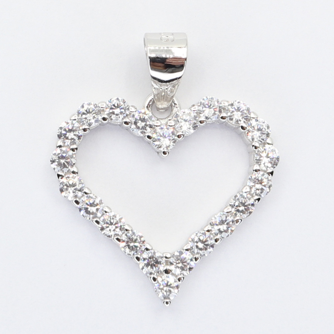 Stříbrný přívěs P3601