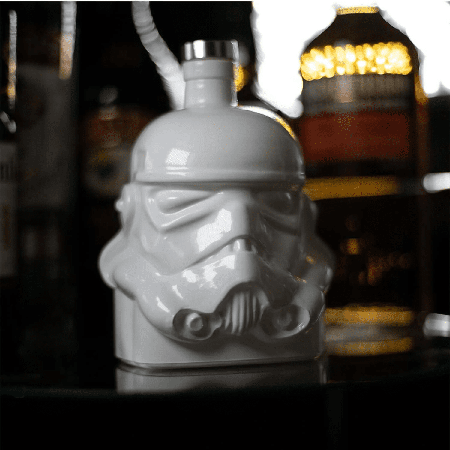 ThumbsUp Star Wars - Karafa STORMTROOPER - bílá 750 ml