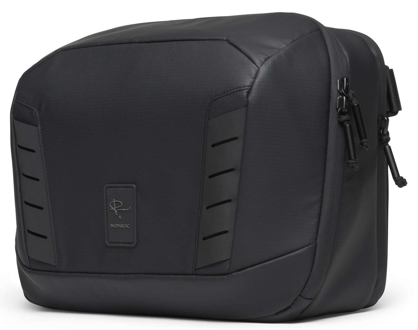 Gomatic Peter McKinnon Camera Messenger 13L PMSL13G-BLK-01
