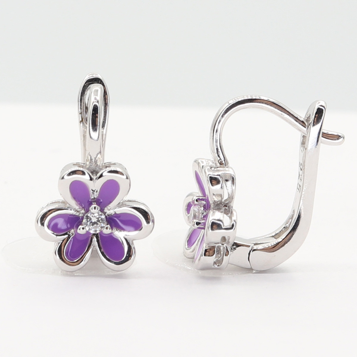 Stříbrné náušnice 112669