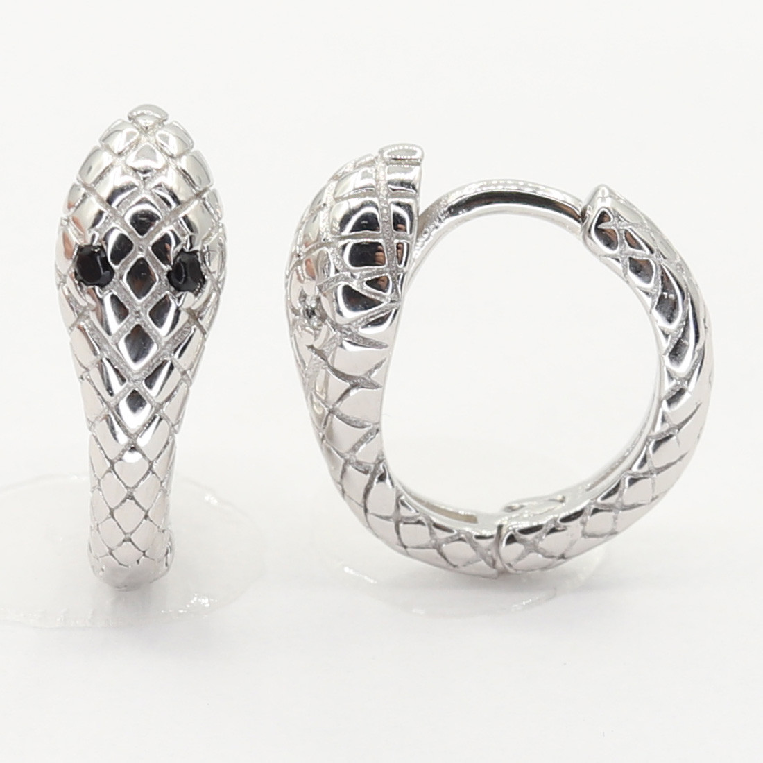 Stříbrné náušnice 112683