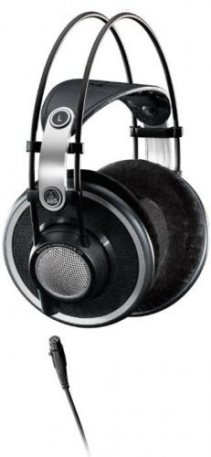 AKG K702