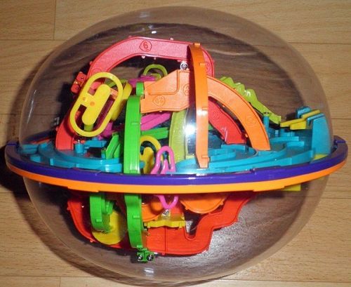 Hlavolam Intellect Ball 208 překážek