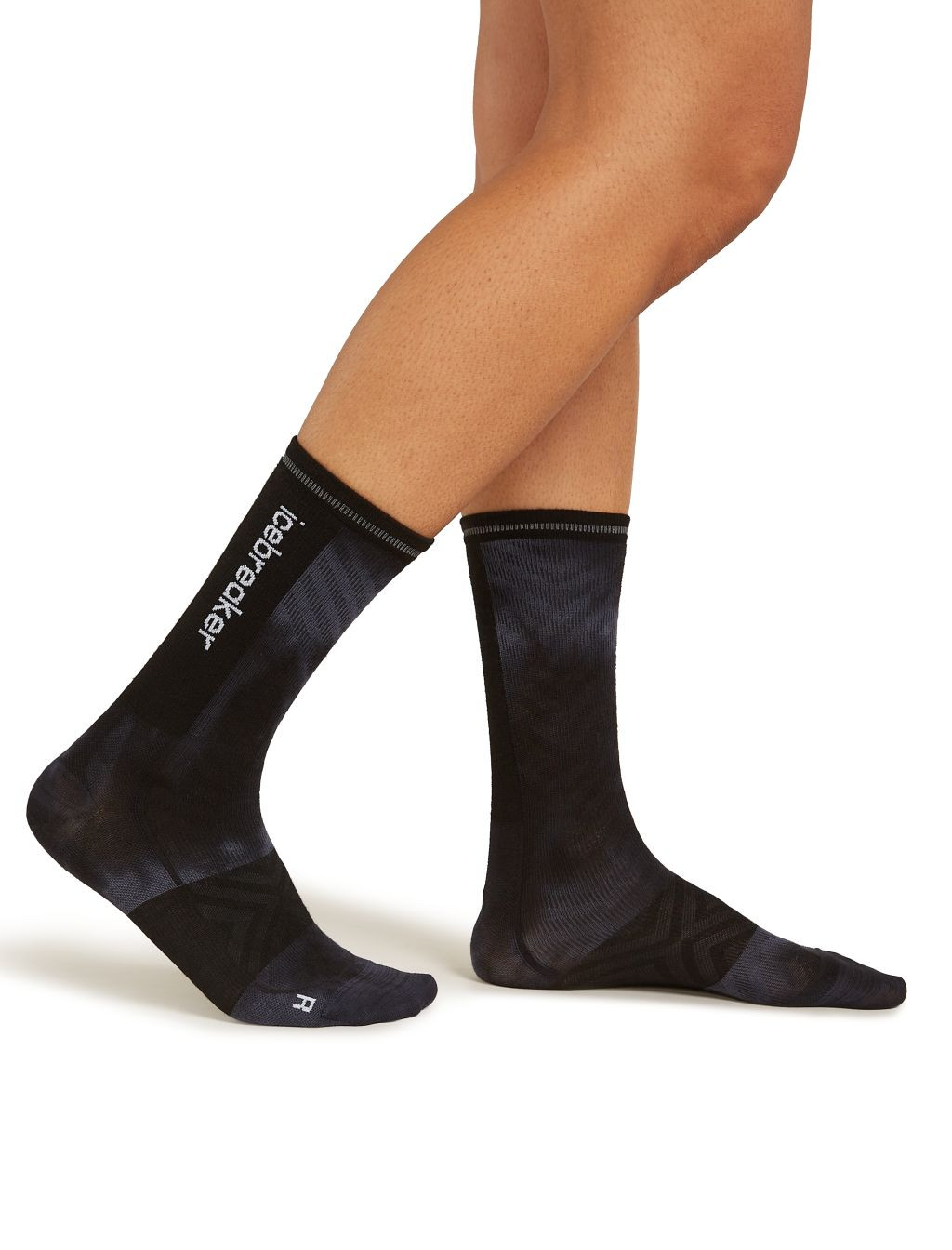 Dámské merino běžecké ponožky ICEBREAKER Wmns Run+ Ultralight Crew Cloud Dye, Graphite/Black/Cd velikost: 41-43 (L)