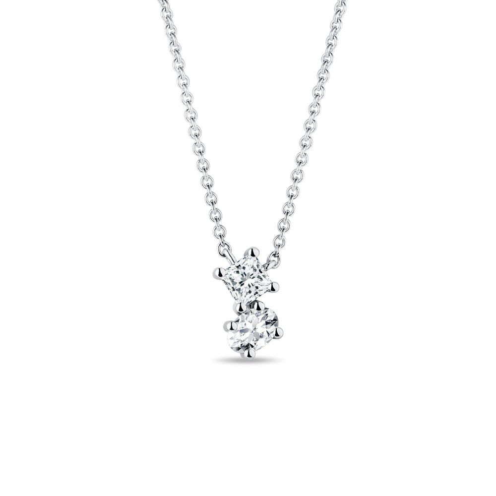 Jemný náhrdelník cluster s diamanty v bílém 14k zlatě KLENOTA