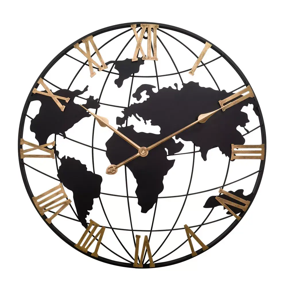 Designové nástěnné kovové hodiny s motivem světa. Římské číslice a ručičky na číselníku hodin jsou pozlacené, ostatní komponenty hodin jsou černé. Hodiny dokonale vyniknou na stěn MPM Adduna