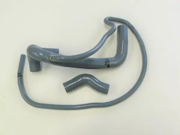 Silikonové hadice Roose Motosport Ford Mondeo MK3 ST220 3.0 před facelift (02-05) - vedení vody