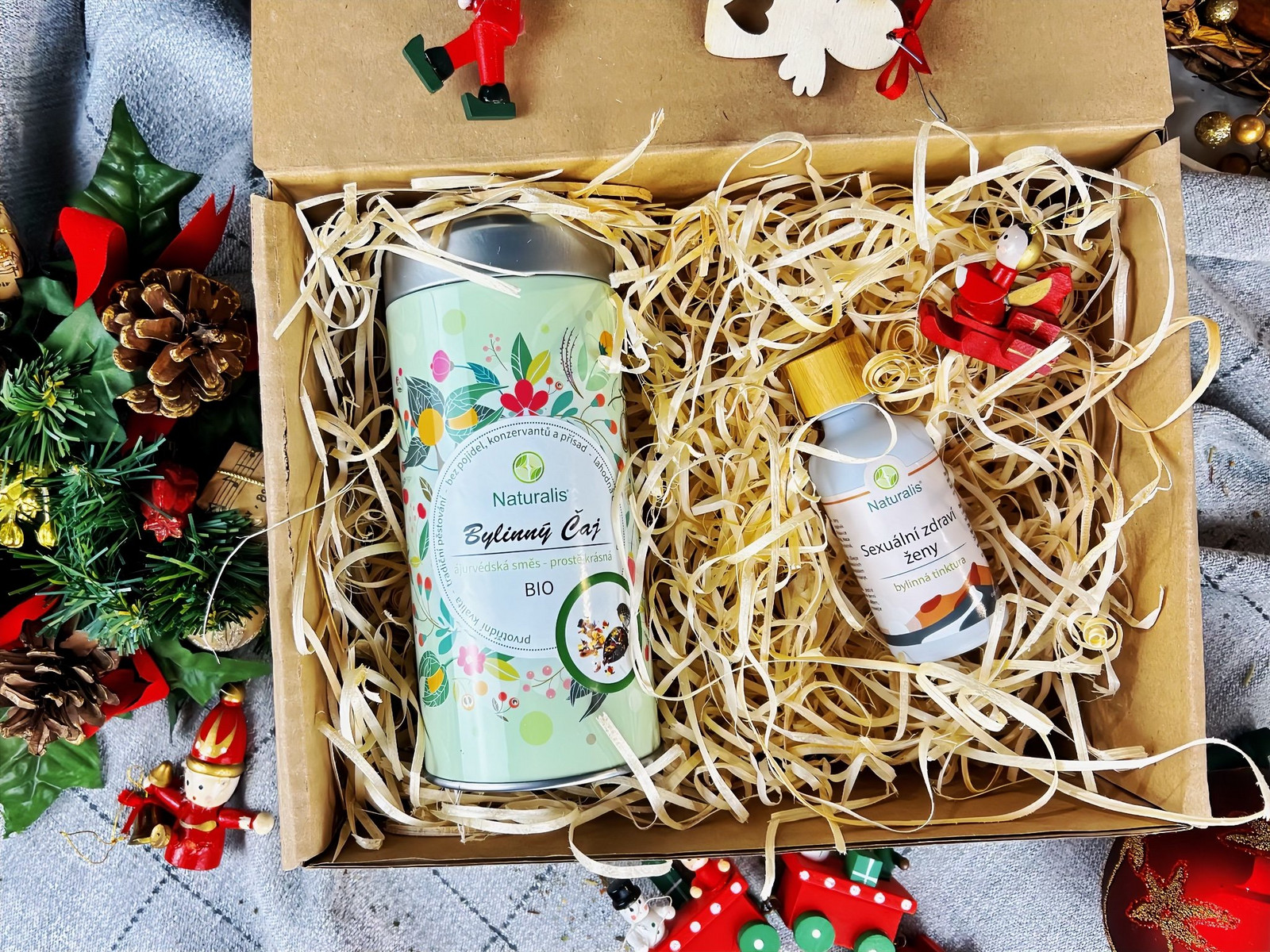 Vánoční sada zdraví pro ženy Naturalis (Půvabná) - 2 ks