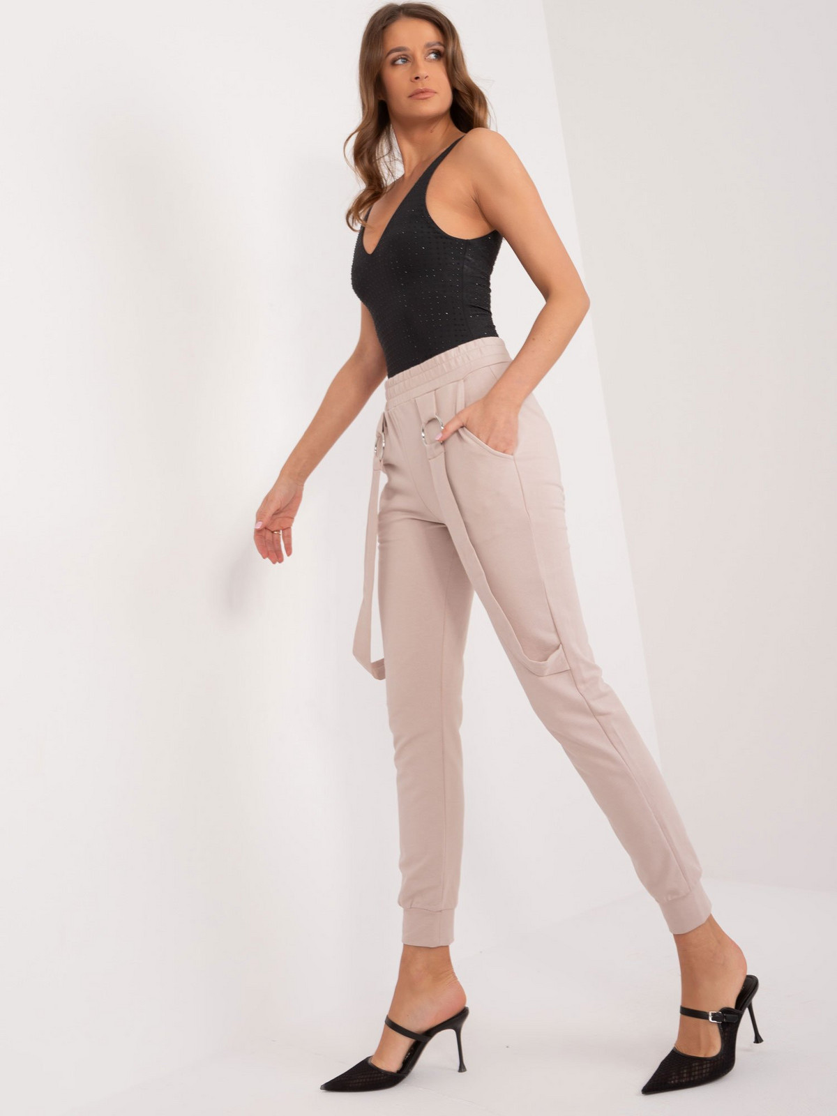 Sweatpants-RV-DR-9629.82-beige