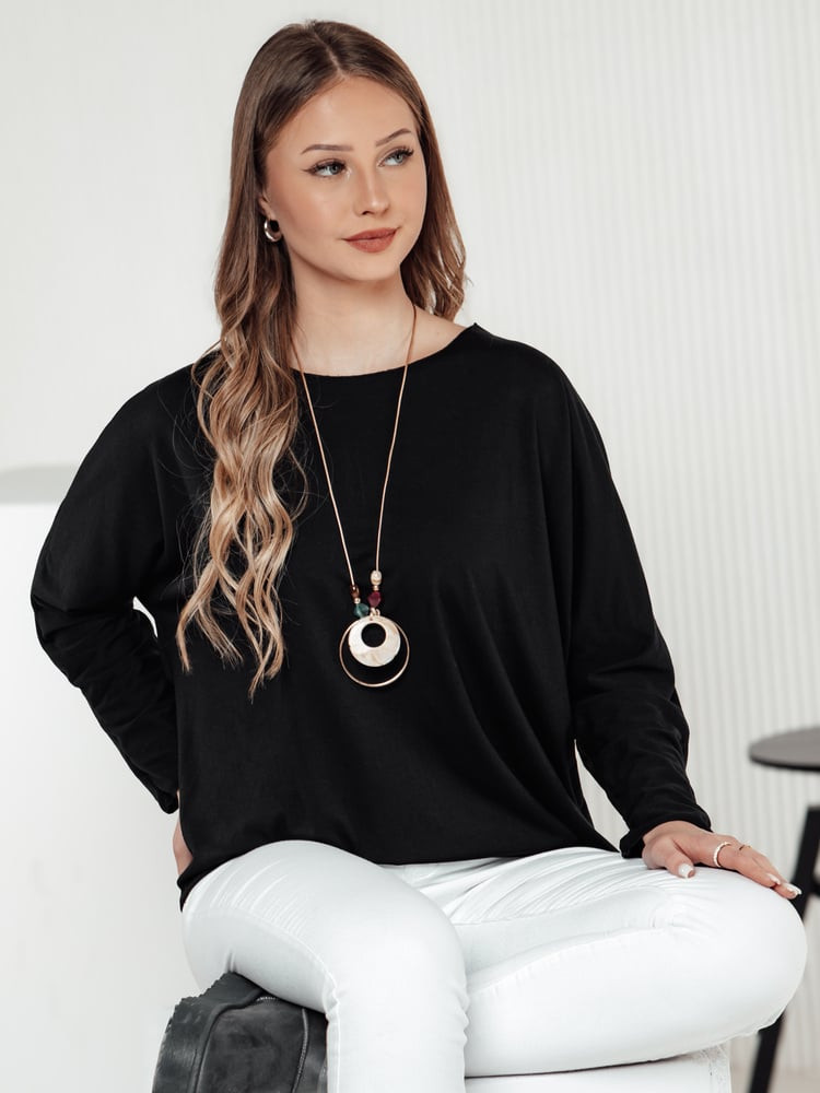 Bluzka damska LOOSEFEMME oversize z wisiorkiem z czarna Dstreet