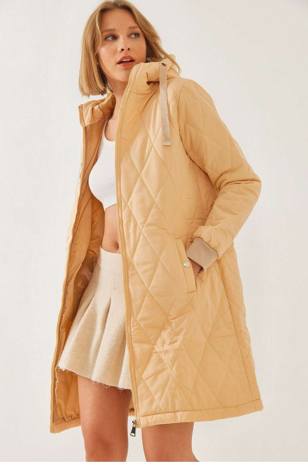 Bianco Lucci Women's Diamond Patterned Hooded Coat 5138