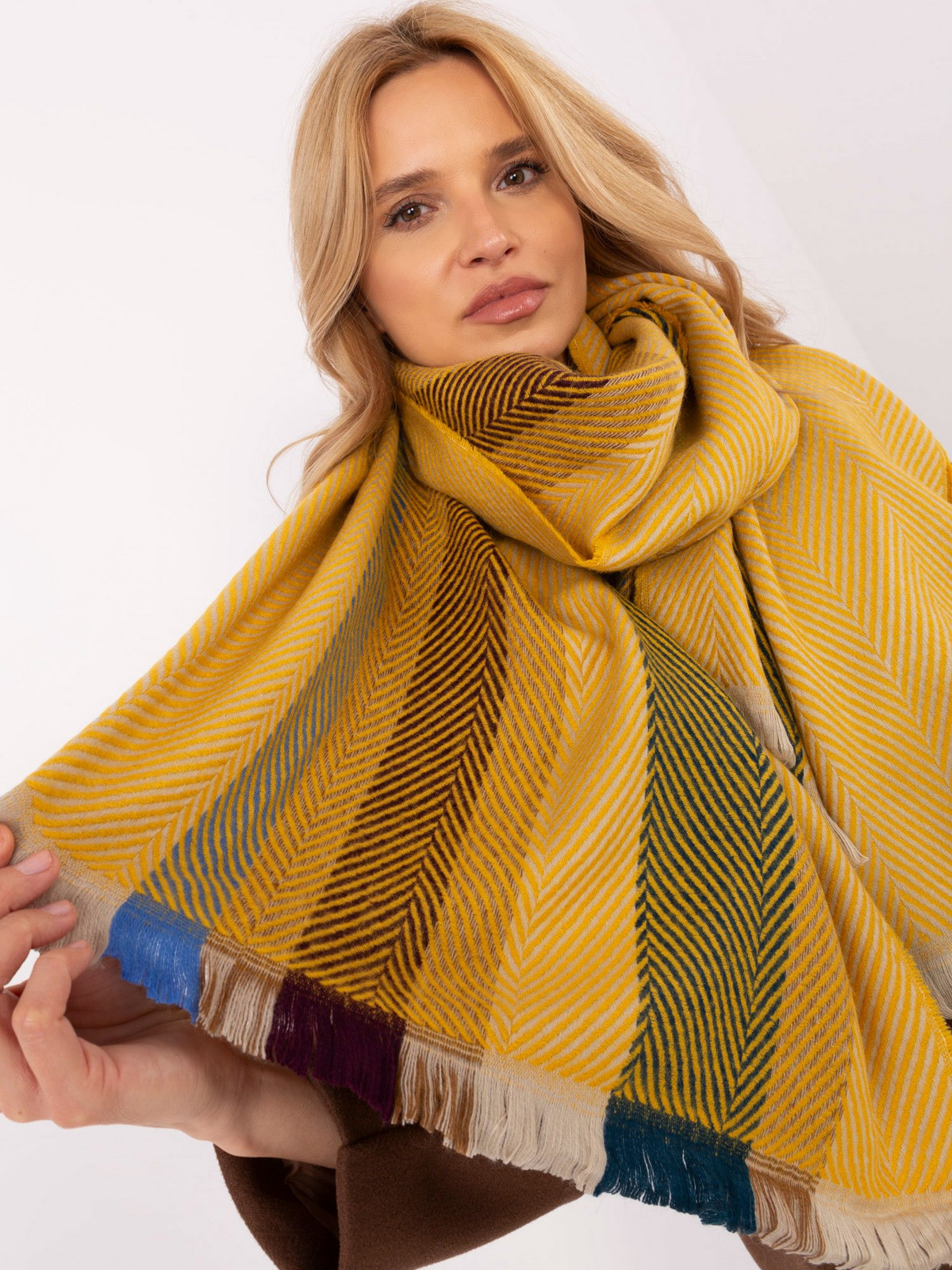 Scarf-AT-SZ-18301.71-yellow