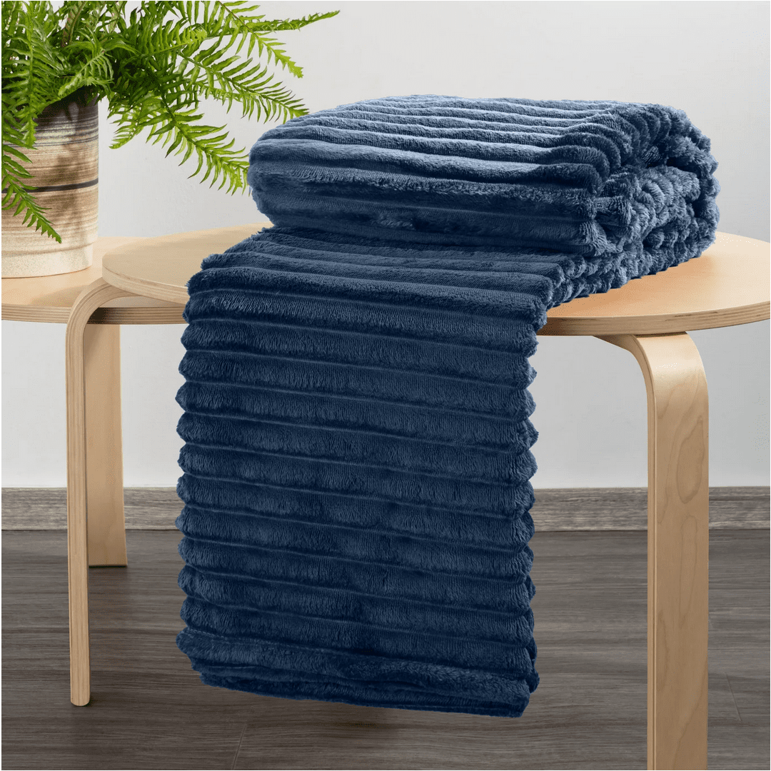 Přehoz na křeslo - mikrovláknový pléd SOFTLY modrá 70x160 cm Mybesthome