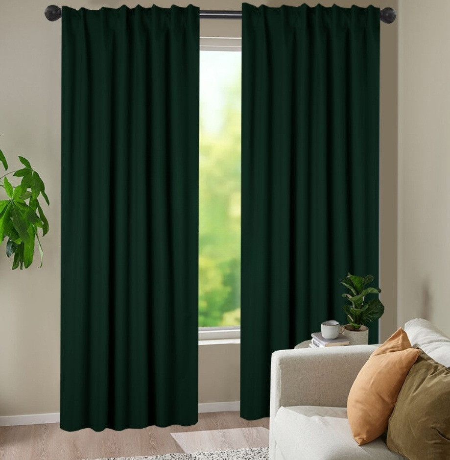 Dekorační závěs s řasící páskou zatemňující NIKKA - BLACKOUT 140x240 cm, zelená (cena za 1 kus) MyBestHome