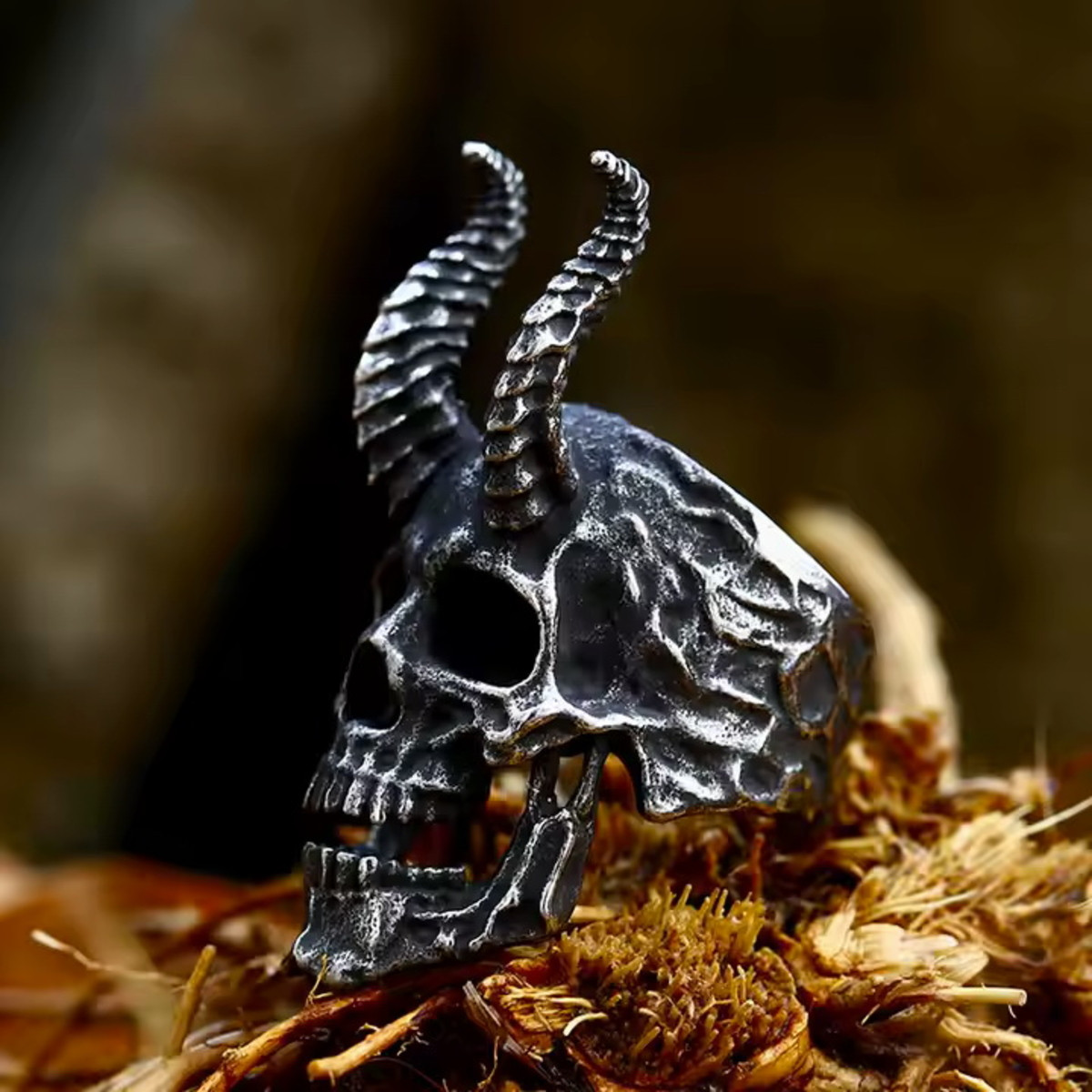 prsten Devil Skull 7