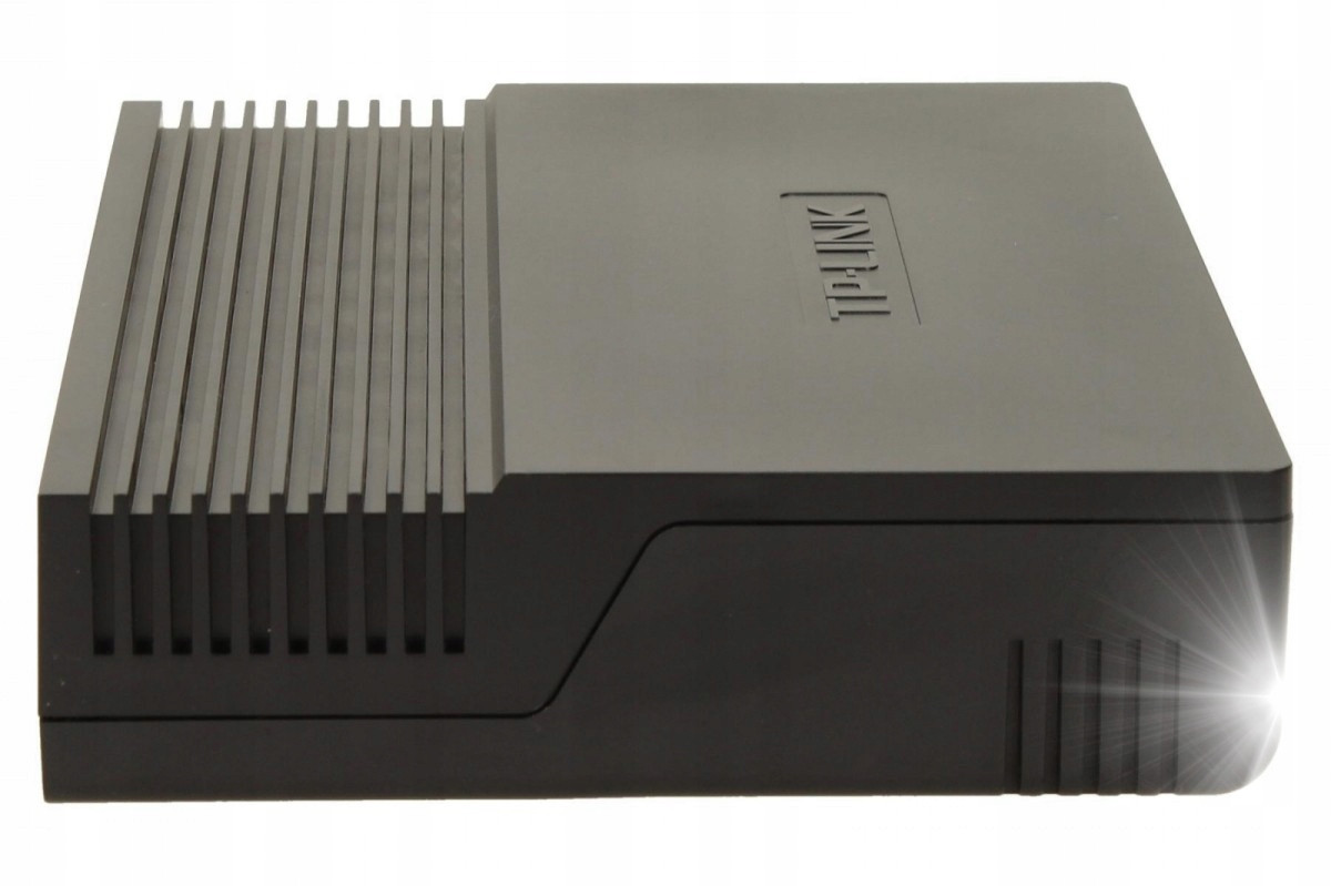 Switch TP-Link TL-SF1016D