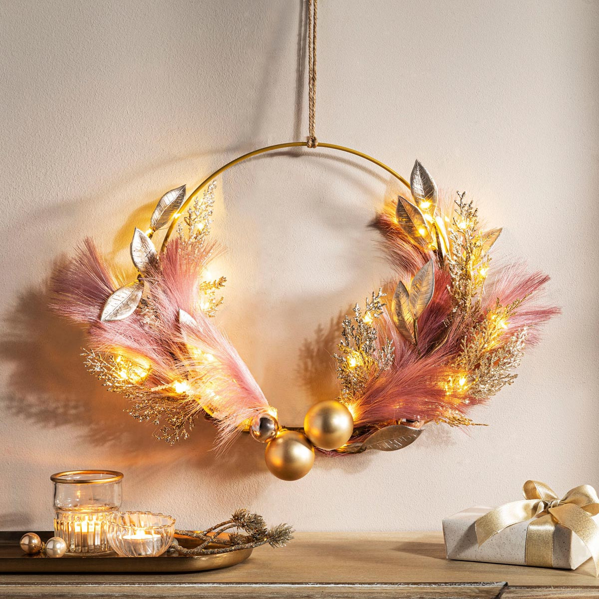 Weltbild LED dekorativní věnec Light Gold