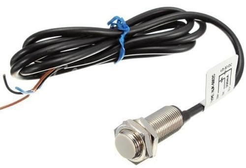 Čidlo magnetického pole - Hallův snímač NJK-5002A