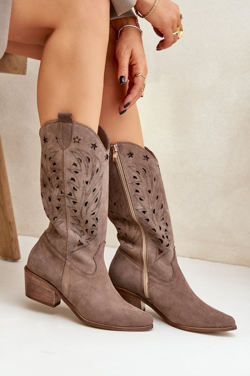 Lewski Shoes Semišové Kozačky S Vyřezávaným Zvrškem Hnědé Zazoo 3609