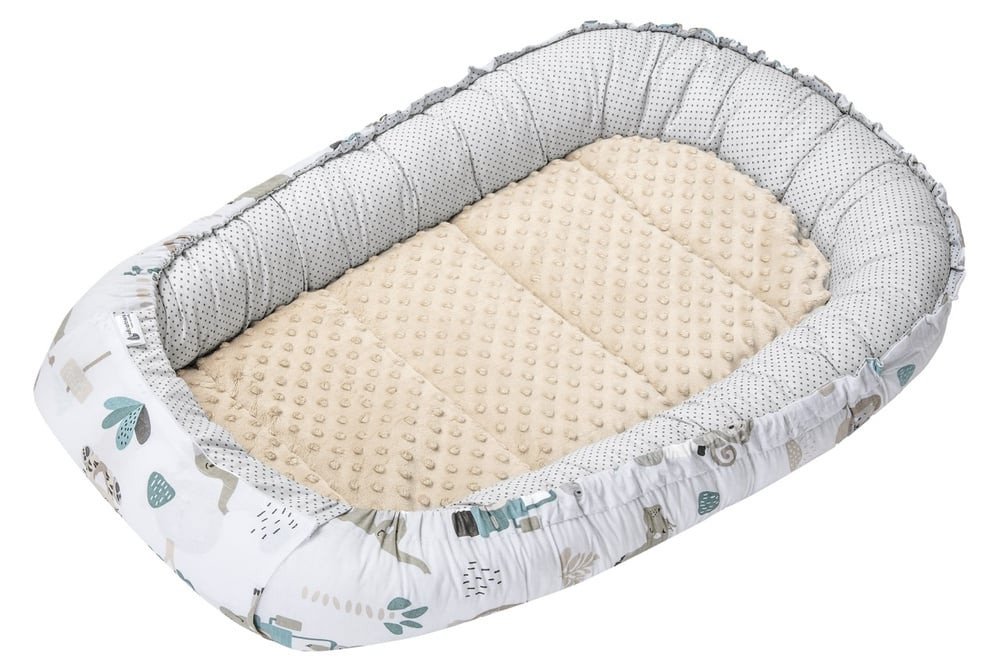 Medi Partners Baby cocoon/nest – Mint Zoo + beige Minky