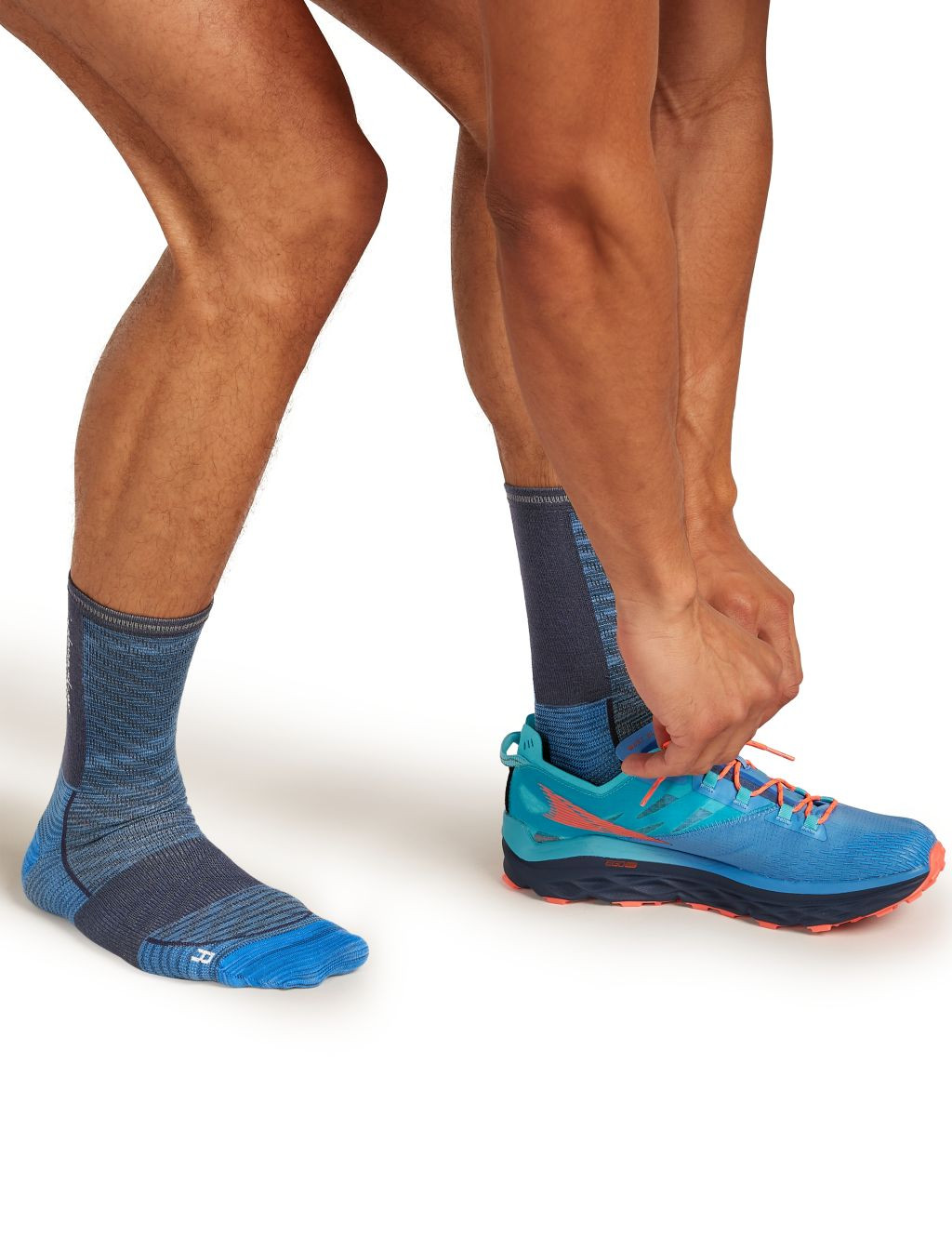 ICEBREAKER M Run+ Ultralight Crew Fusion Dye, Arctic Sd/Graphite/Snow velikost: L