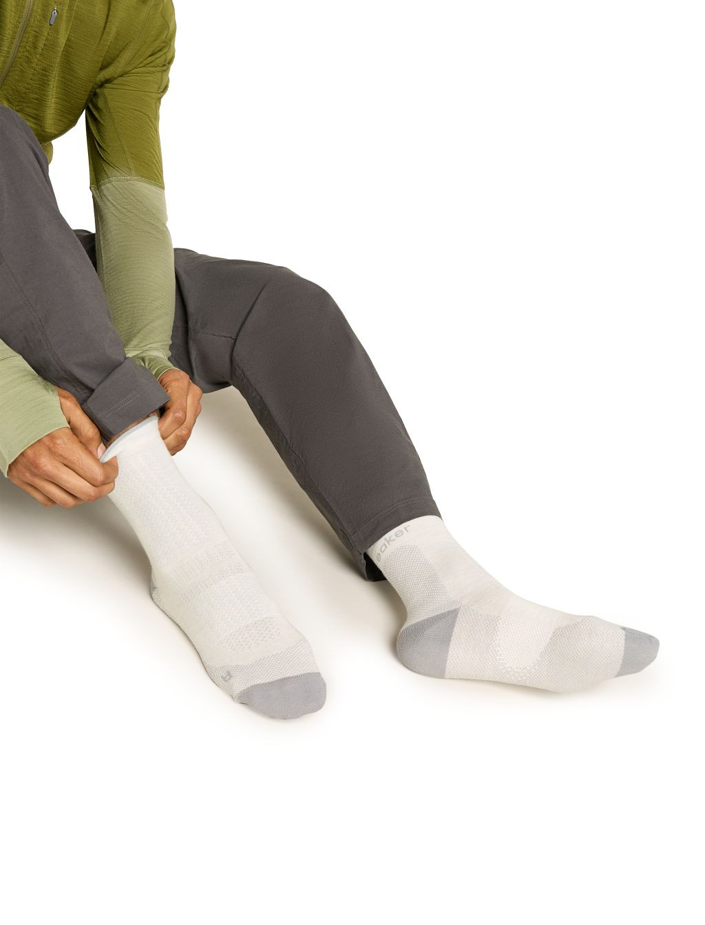 ICEBREAKER M Hike+ Ultralight Quarter, Ecru Heather/Alloy velikost: L