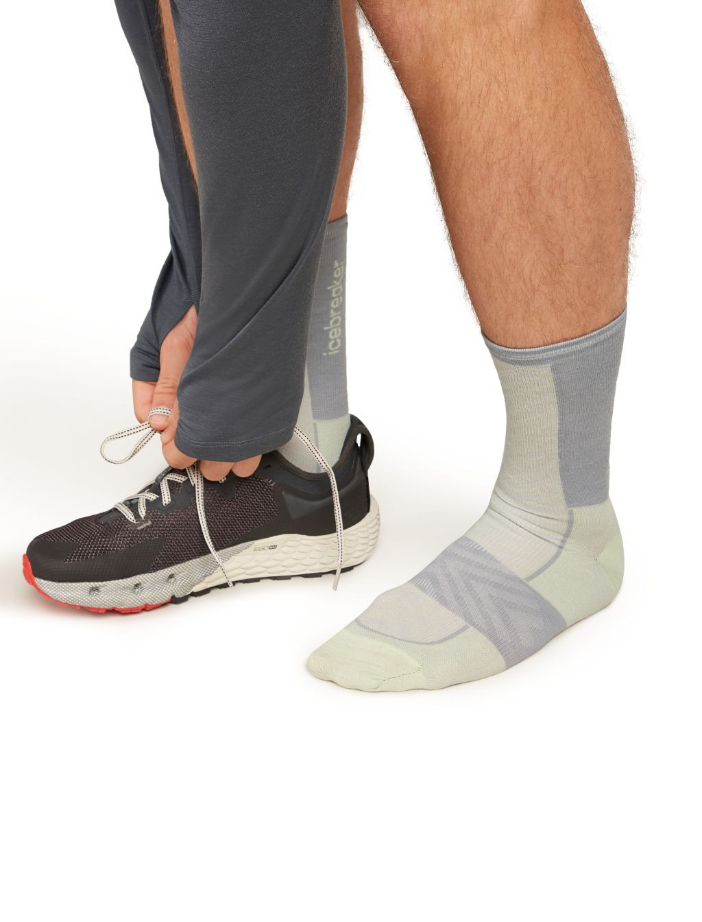 ICEBREAKER M Run+ Ultralight Crew, Ashen/Alloy velikost: L