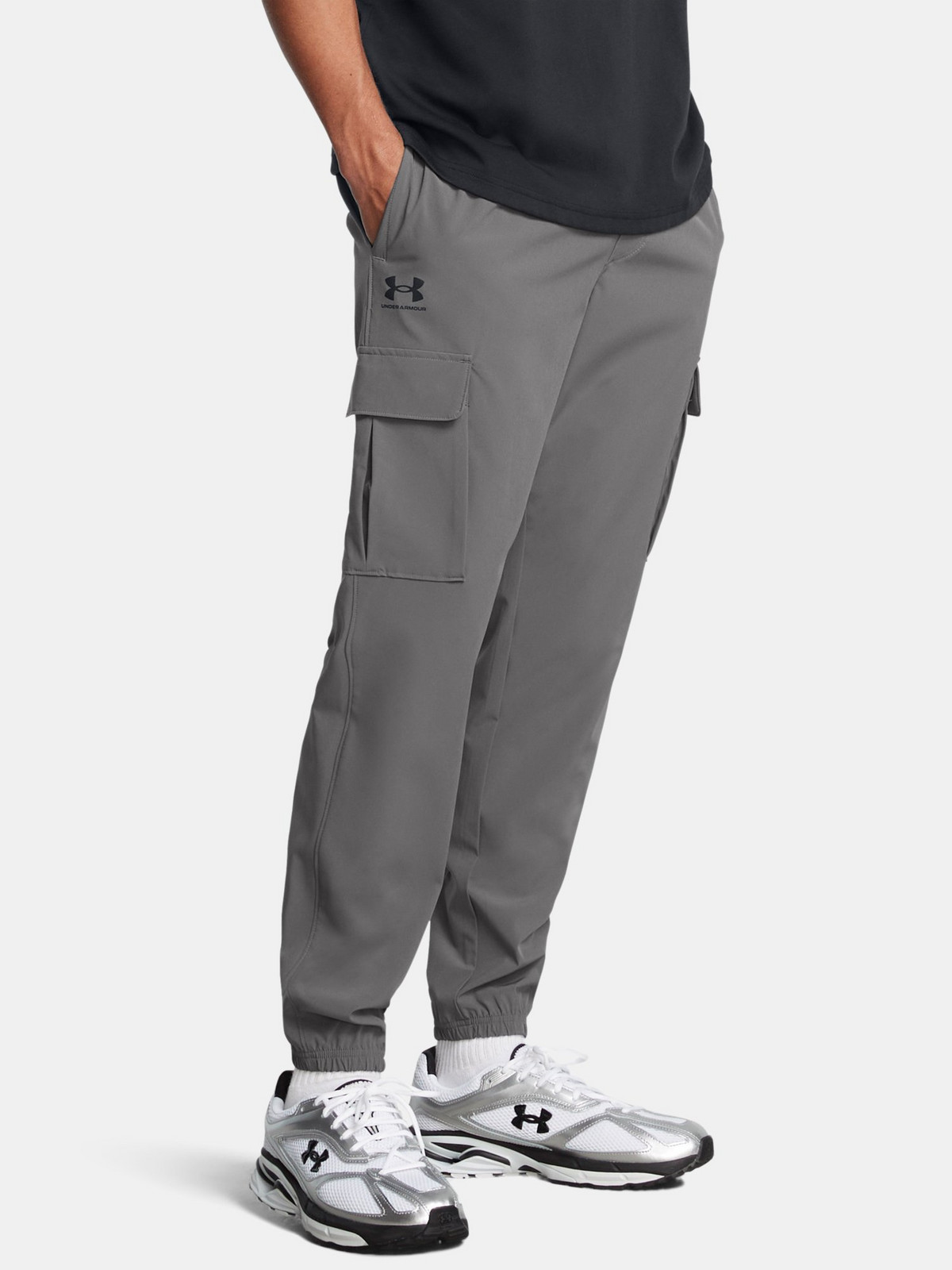 Pánské sportovní kalhoty Under Armour UA Vibe Woven Cargo Pants-GRY - Pánské