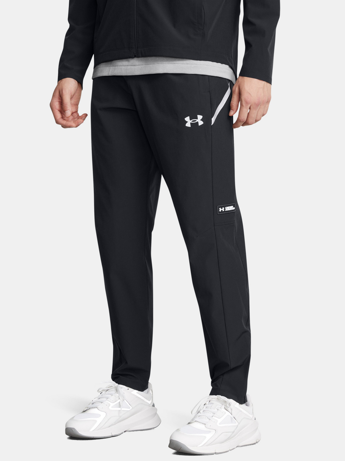 Pánské sportovní kalhoty Under Armour UA Woven Utility Pants-BLK - Pánské