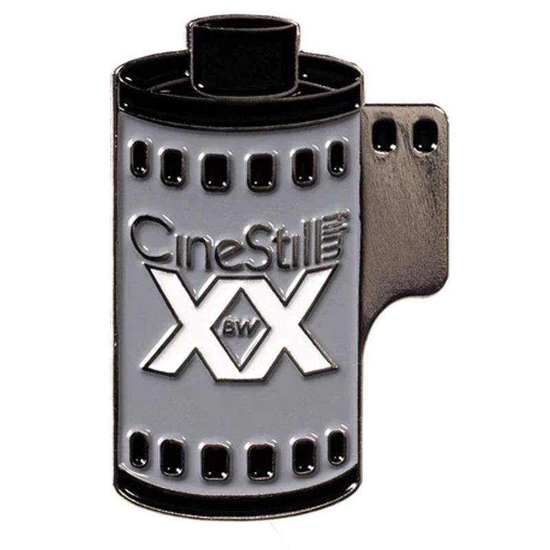 CINESTILL brož BwXX Film Enamel Pin