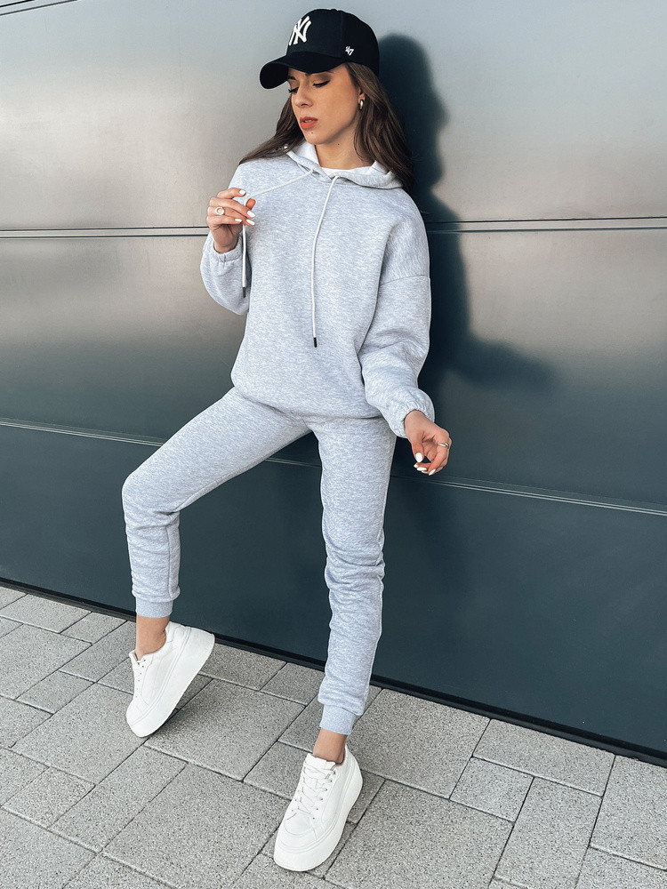 Dámský teplákový souprav KSENIIA PREMIUM Barva světle šedá DSTREET