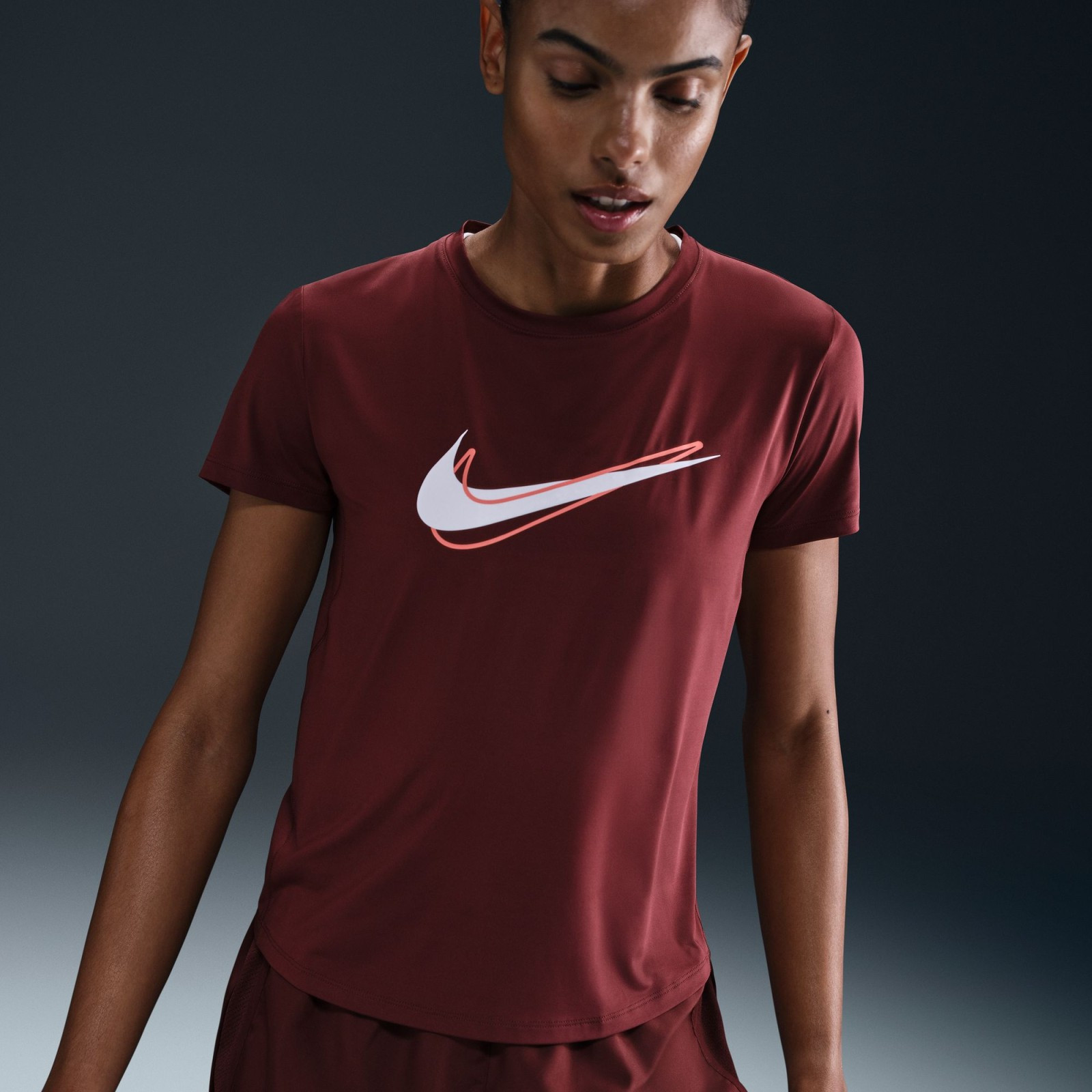 Nike One Swoosh M