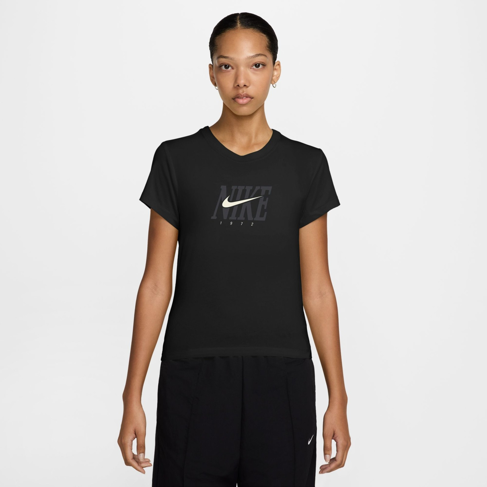Nike Sportswear Phoenix Tee L