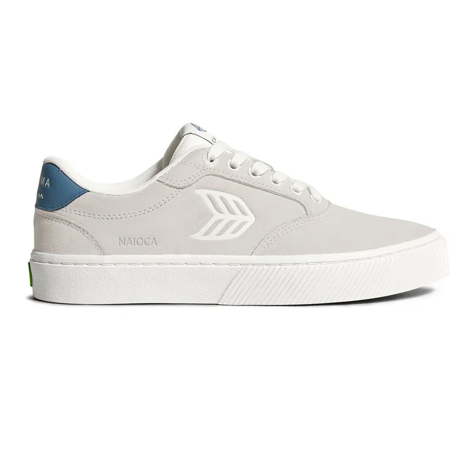 Cariuma Naioca Suede