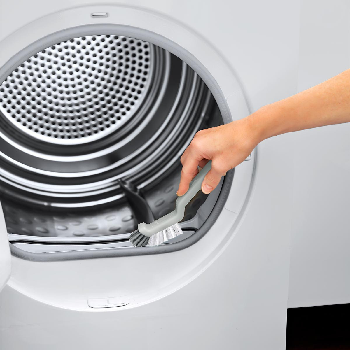 Die moderne Hausfrau Kartáč na čištění sušičky