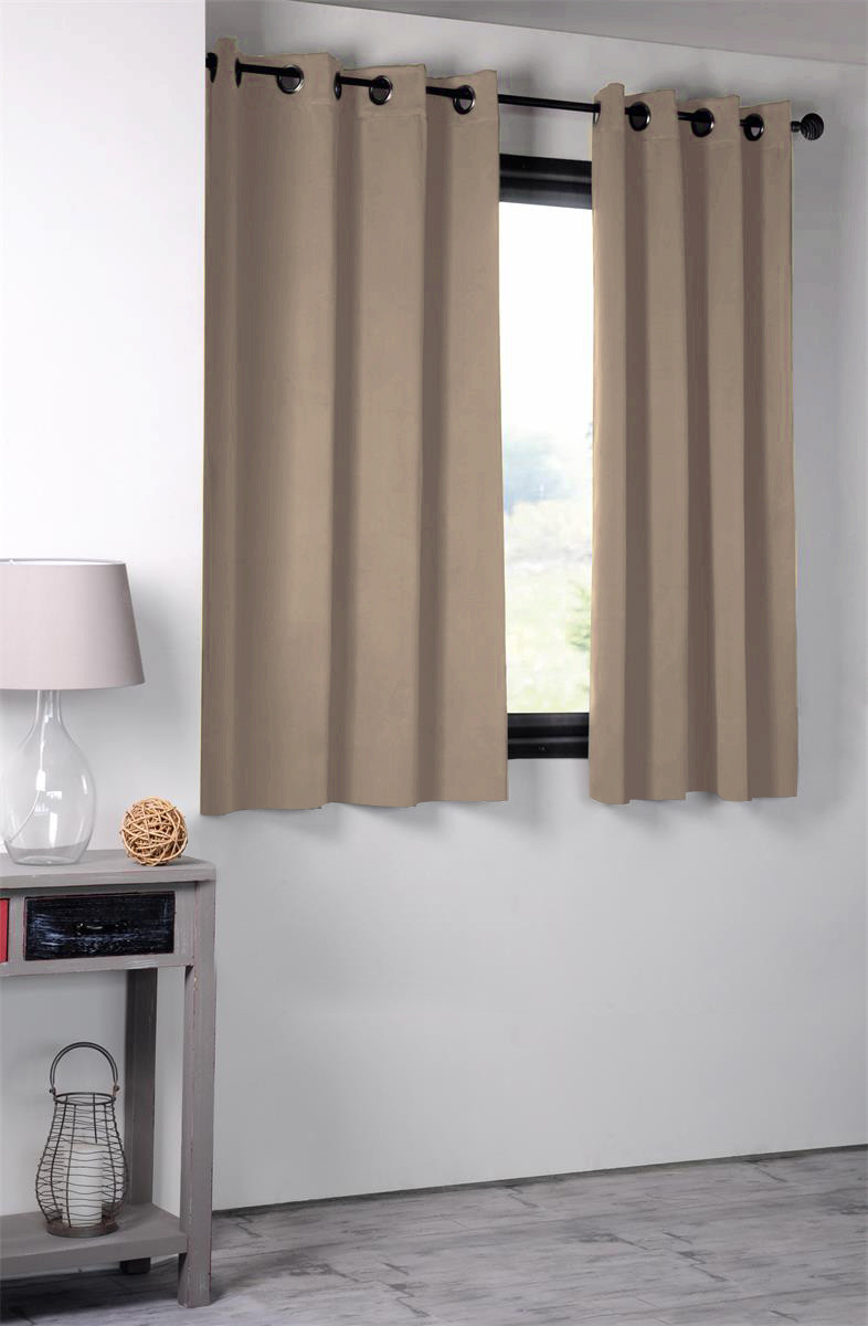 Dekorační závěs s kroužky zatemňující NEW VITORIA - BLACKOUT 135x160 cm cappucino (cena za 1 kus) France