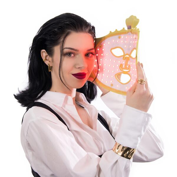 GOLD LED maska ​​se světelnou terapií UNIZDRAV