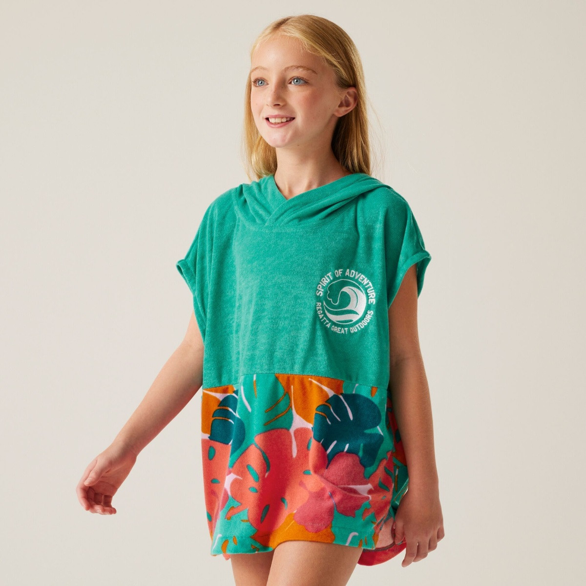 Dětské ručníkové pončo regatta towel robe ii tyrkysová 9-13