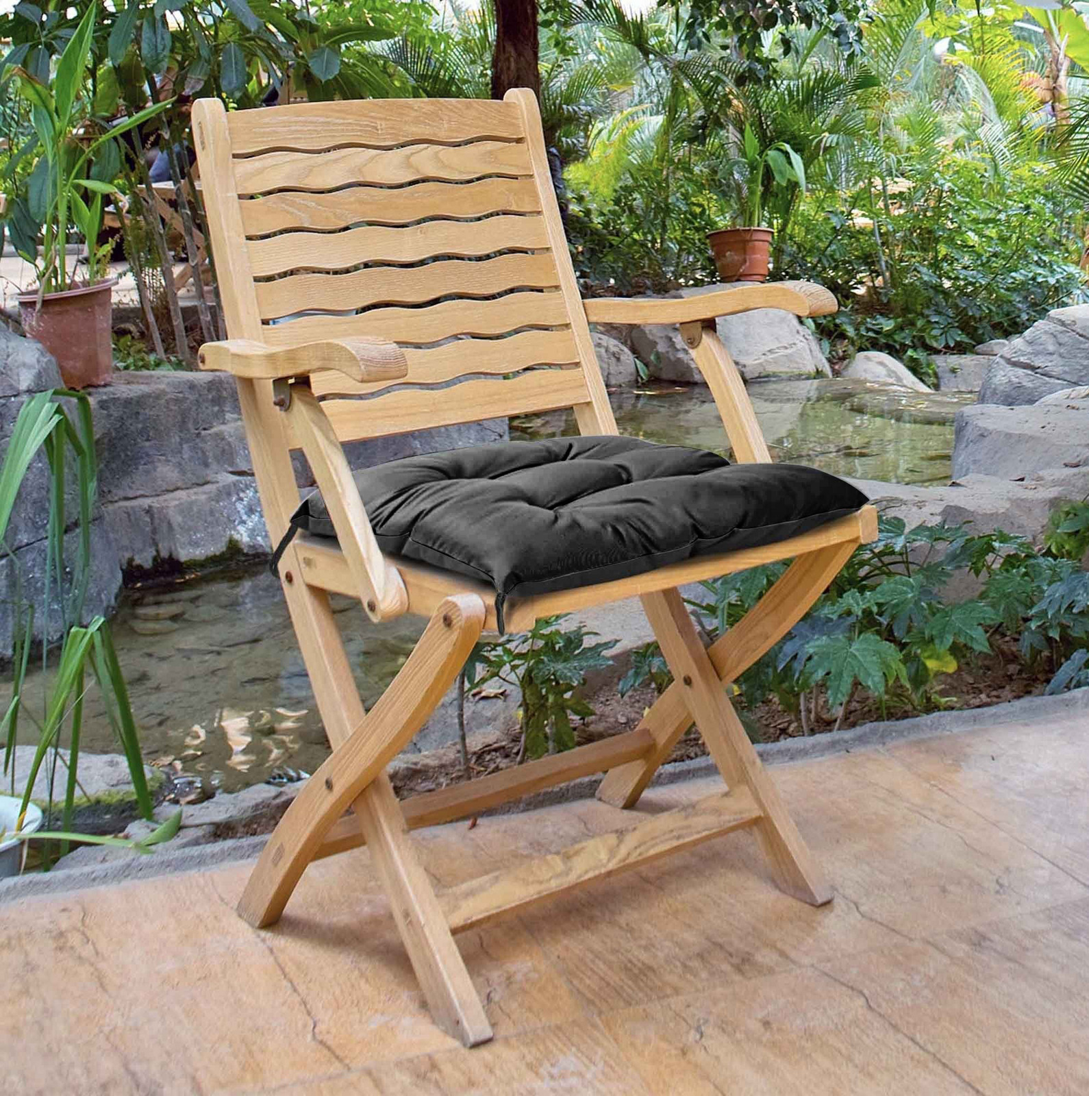 Zahradní prošívaný podsedák na židli JACOB color 01 černá 45x45 cm Mybesthome