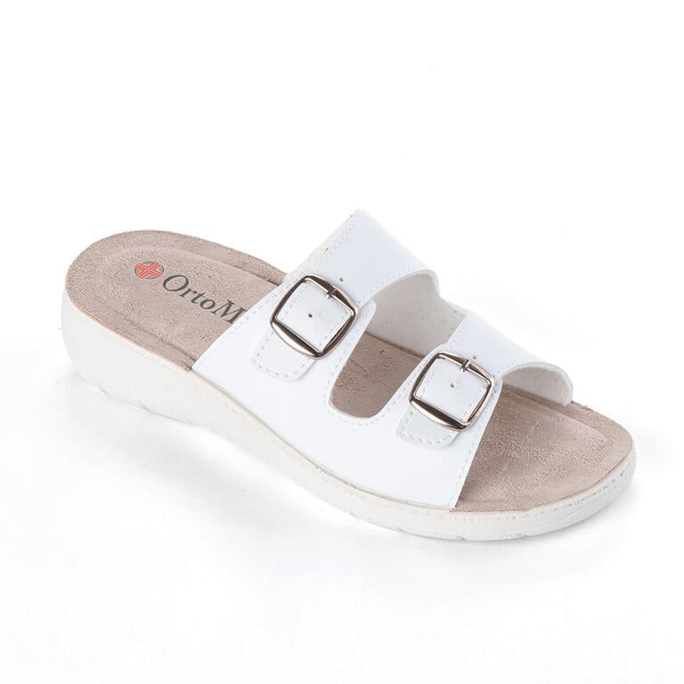 Dámské pantofle na klínku se 2 přezkami bílé