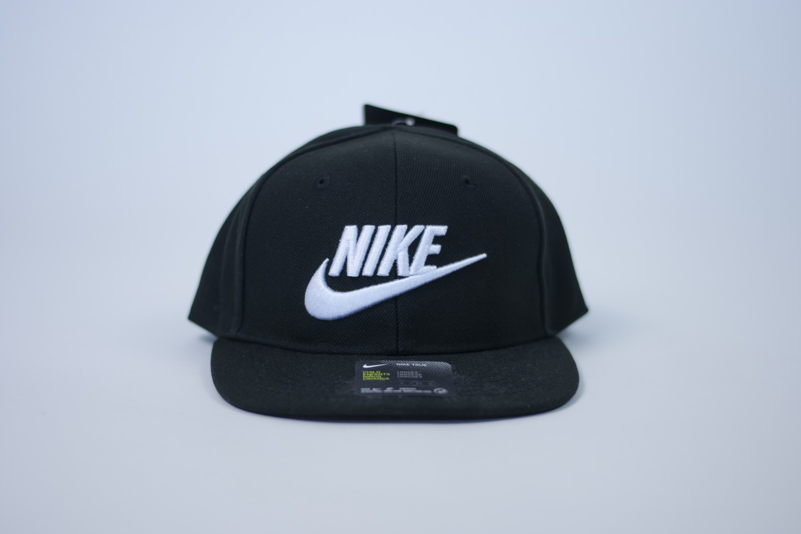 Nan nike true limitless snapbk o/s