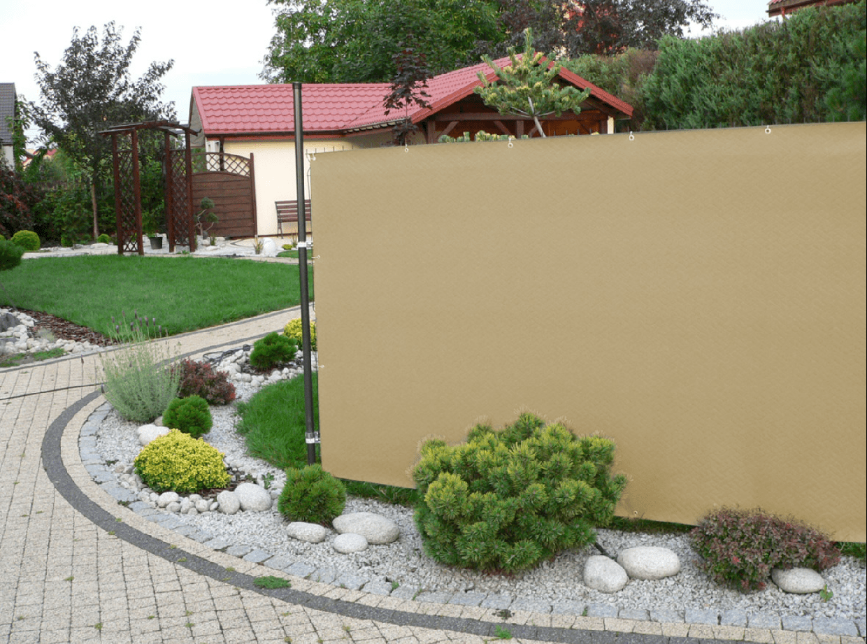 Stínící plotová zástěna 1,2x10 m PREMIUM, ratanový vzor béžová, 240g/m2 MyBestHome