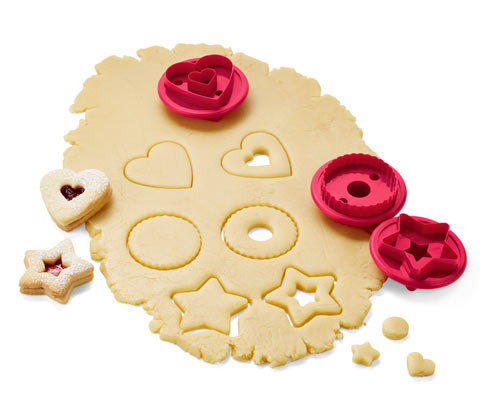 Tchibo - Vykrajovátka na linecké cukroví - barva: červená