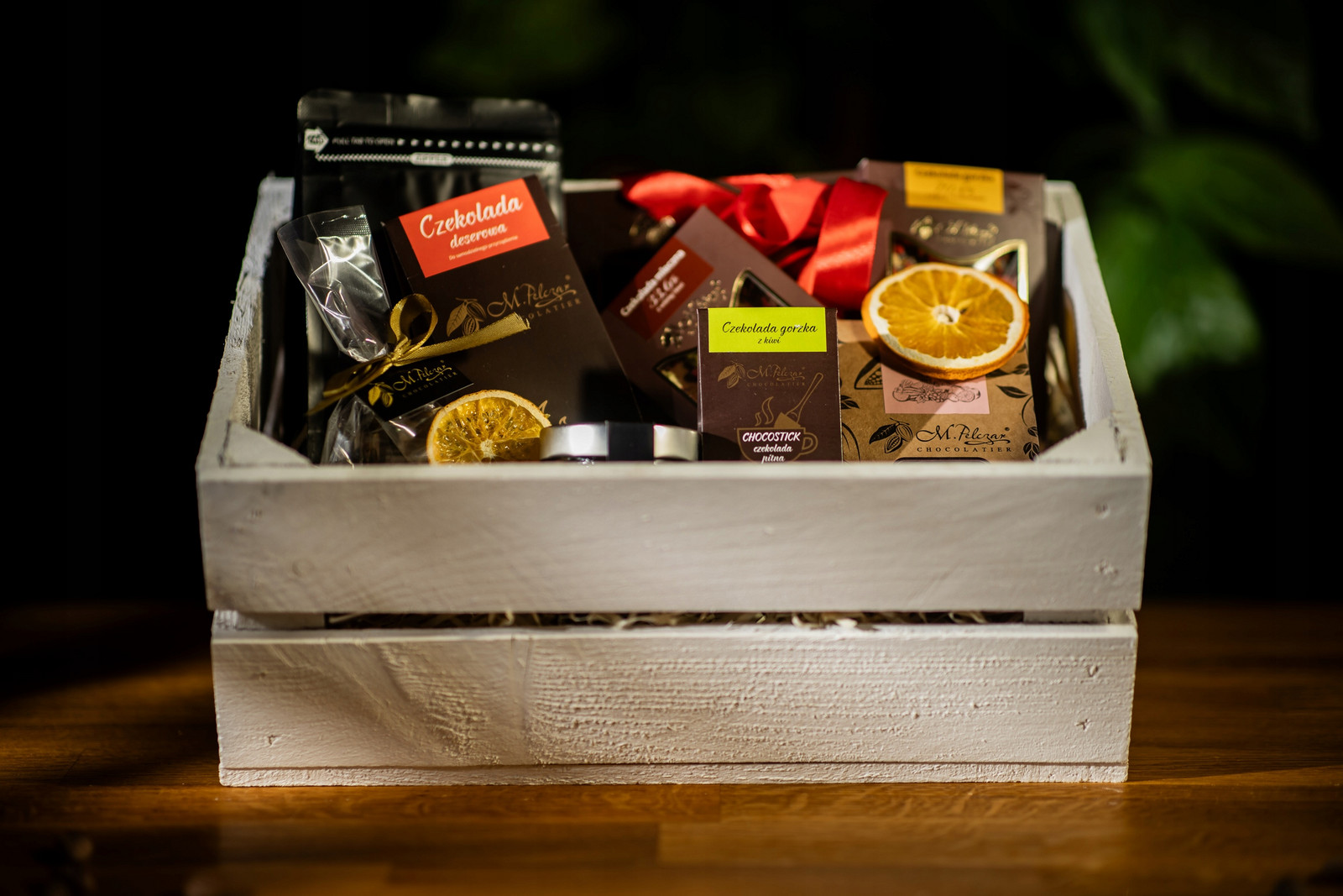 Dárková bedýnka s čokoládovými sladkostmi