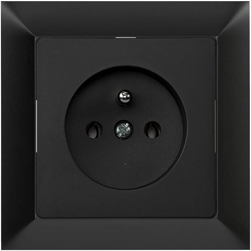 Zásuvka 2P+PE Medium černá