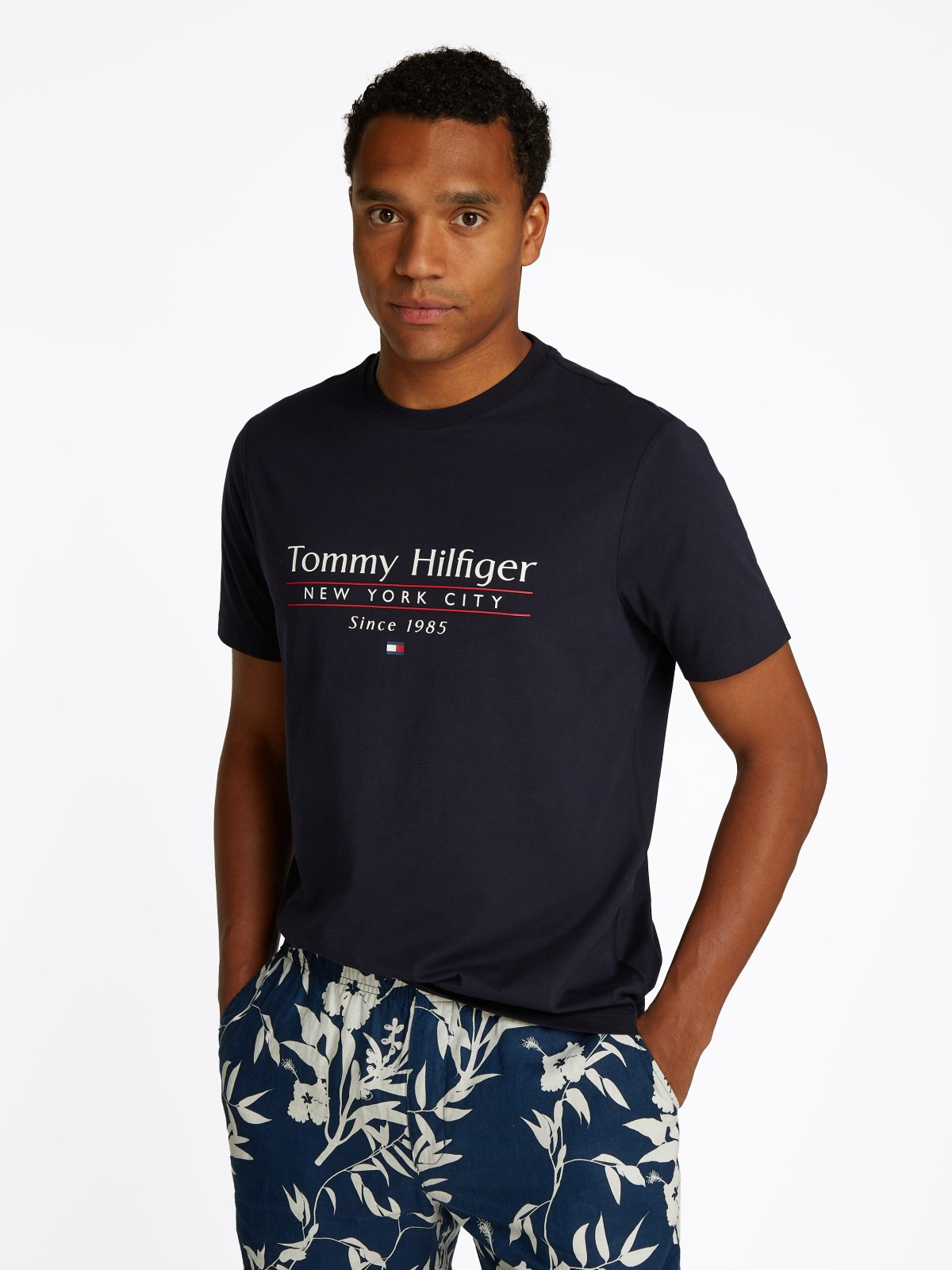Tommy Hilfiger Logo Crew Neck T-Shirt S