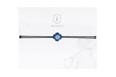 Dřevěný provázkový náramek Pomněnka