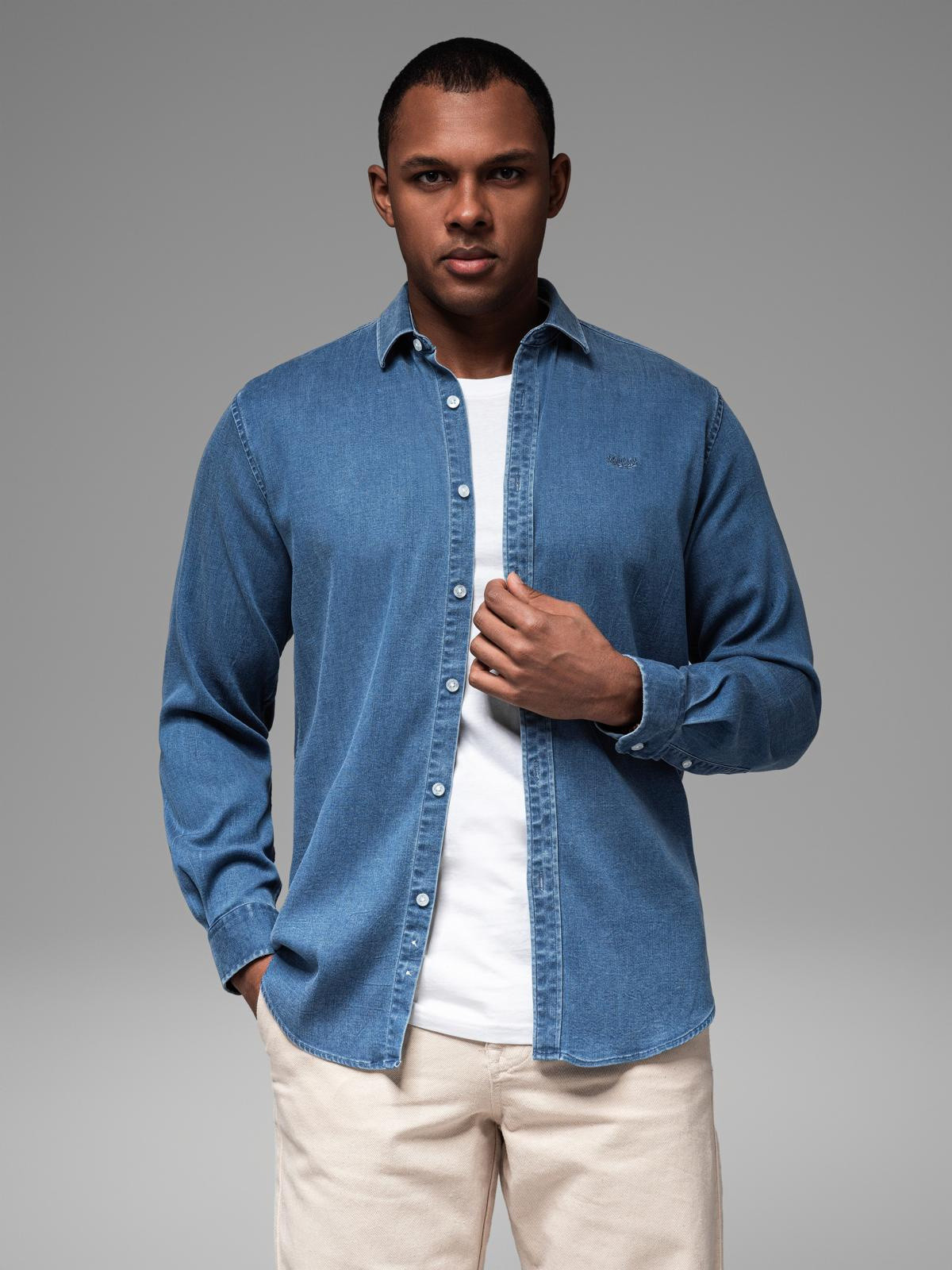 Ombre Men's denim shirt with lyocell and embroidery on the chest - blue